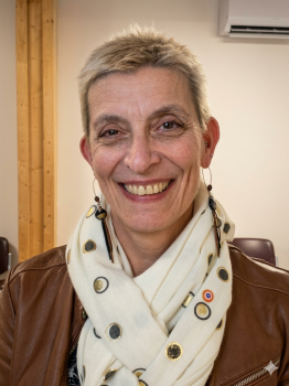 Laurence ABRAHAM - Commune d'Augy (Yonne, Bourgogne)